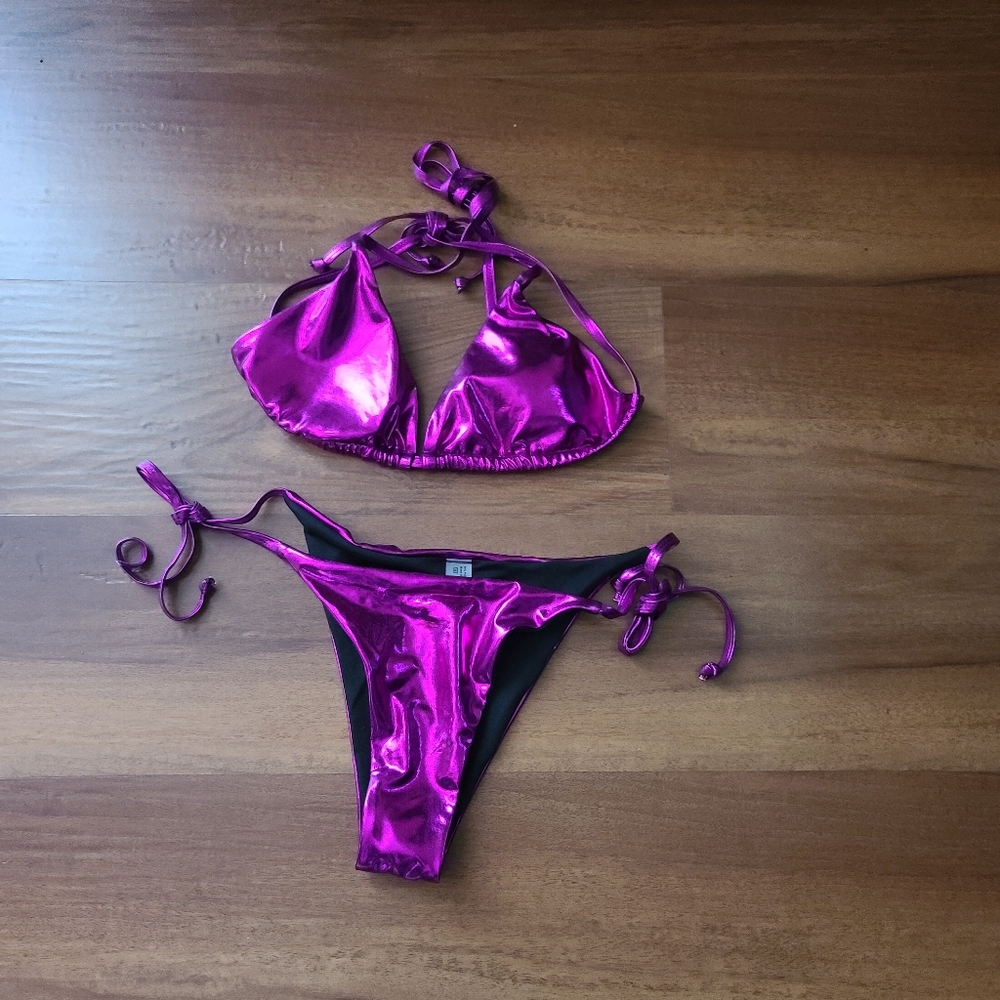 Sexy shiny 2 peice bathing suit